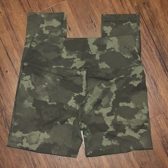 Pants - Camo Leggings Green Medium NWT C Active